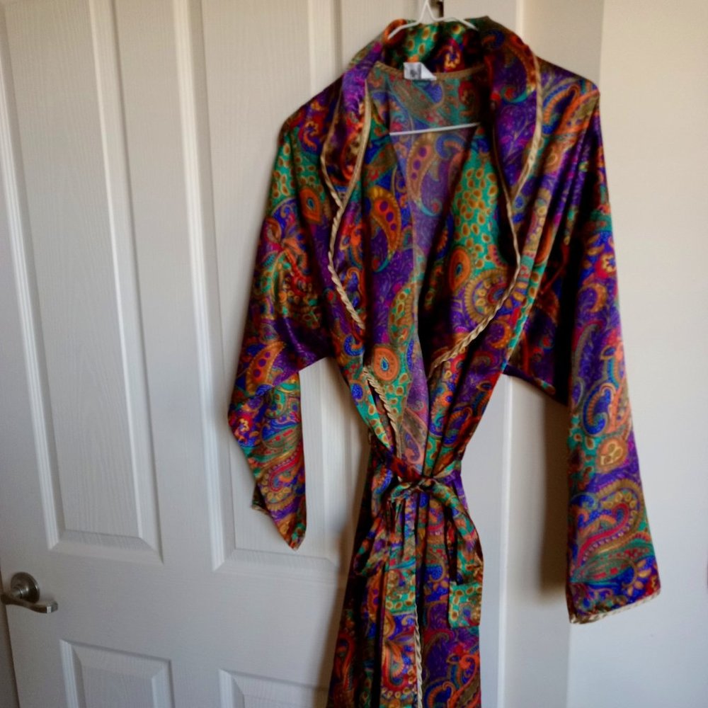 Cinema Paisley Bathrobe with Belt